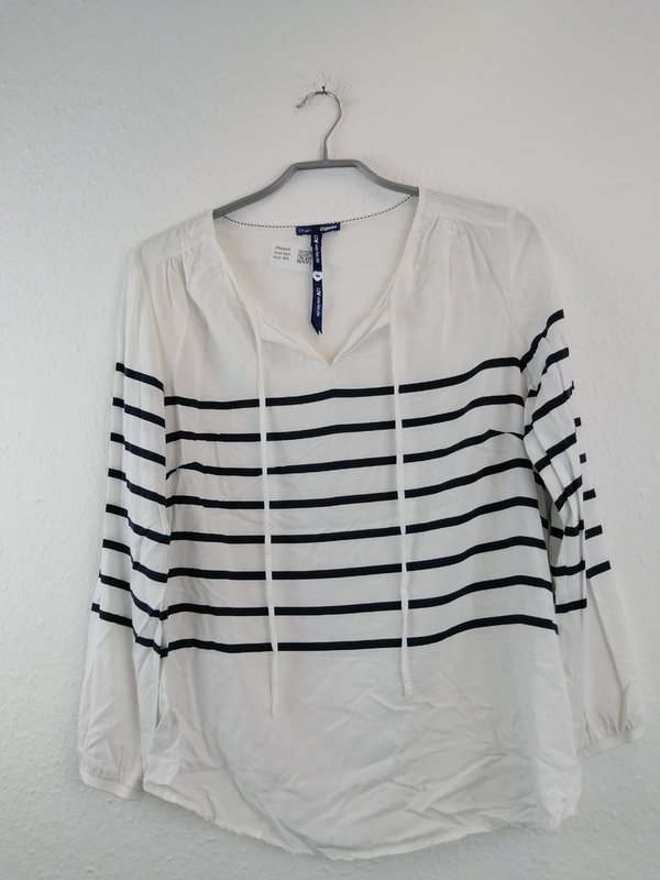 weiße Bluse mit dunkelblauen Linien - Größe 44