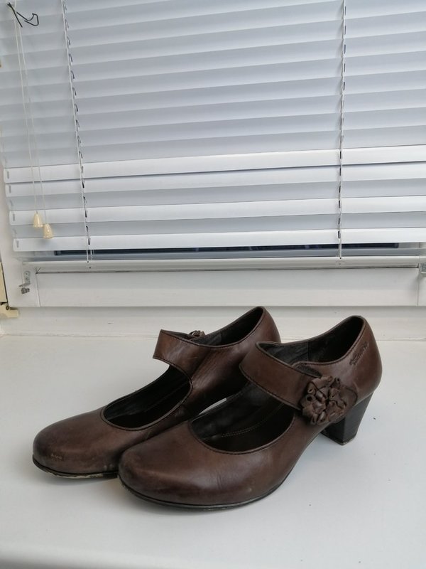 braune Schuhe mit Absatz Damen Größe 40